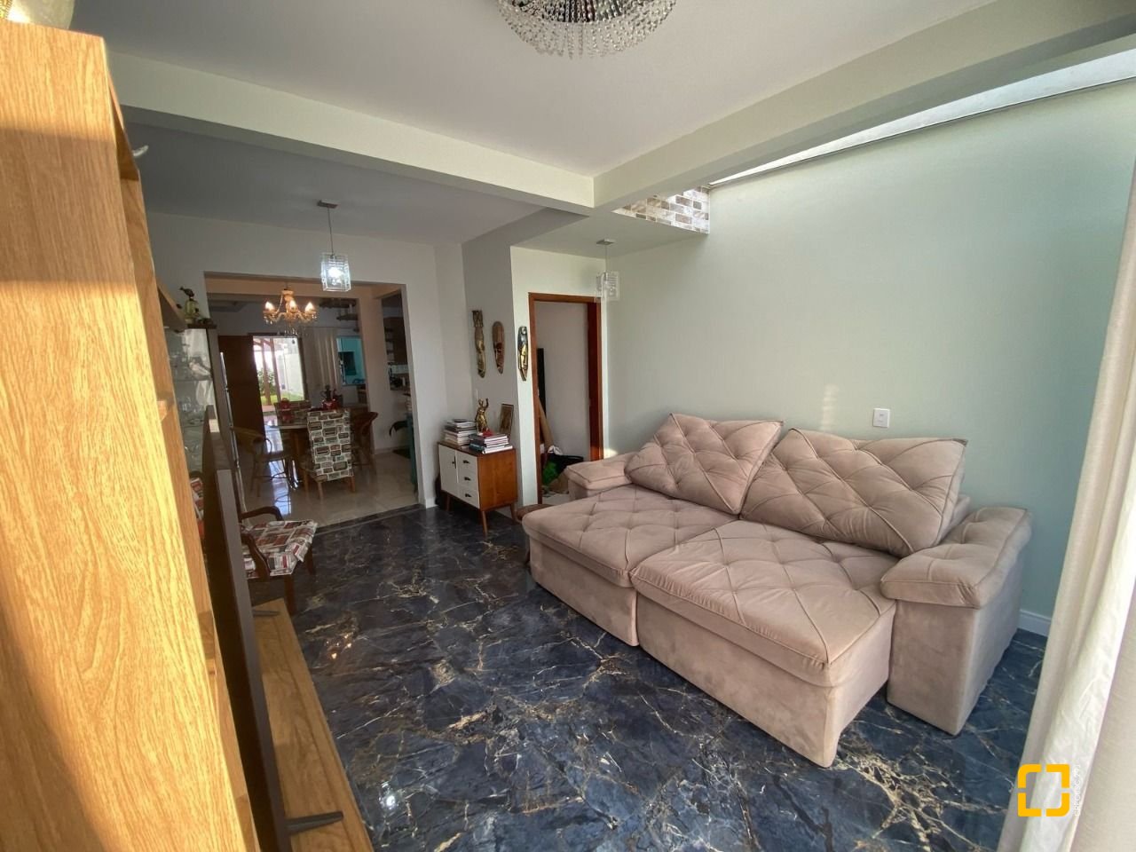 Casa com 91m², 4 quartos (sendo 2 suítes), 2 garagens, no bairro Ingleses em Florianópolis