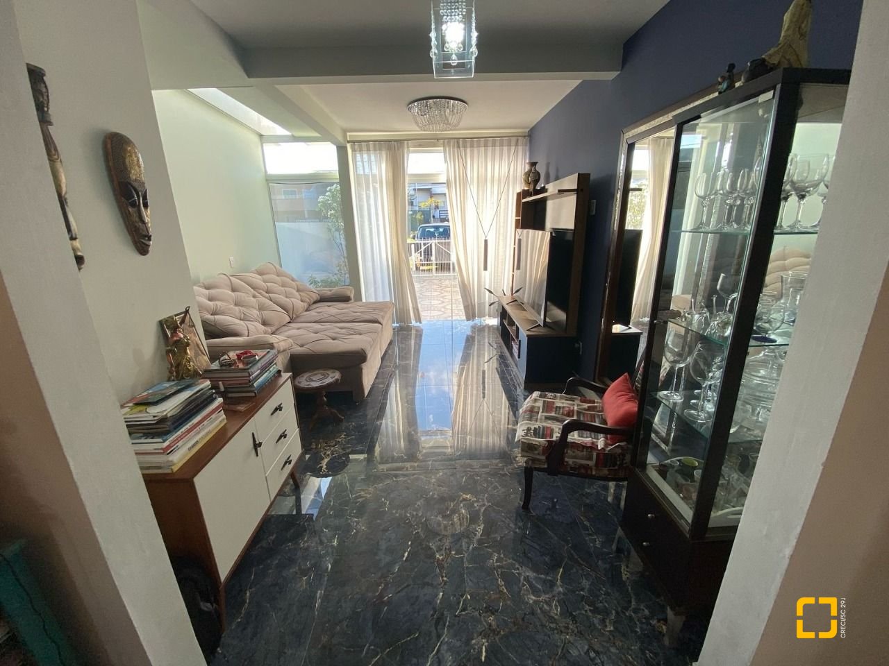 Casa com 91m², 4 quartos (sendo 2 suítes), 2 garagens, no bairro Ingleses em Florianópolis