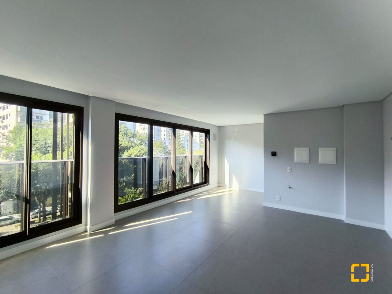 Apartamento com 57m², 1 quarto, 1 garagem, no bairro Centro em Florianópolis