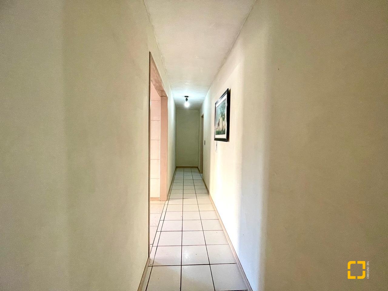 Casa com 225m², 7 quartos (sendo 2 suítes), 4 garagens, no bairro Santinho em Florianópolis