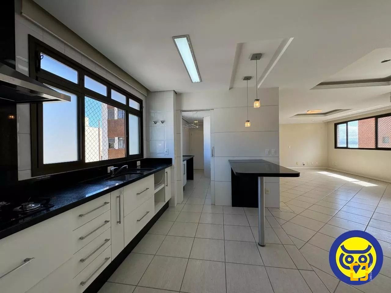 Apartamento com 110m², 3 quartos (sendo 1 suíte), no bairro Centro em Florianópolis