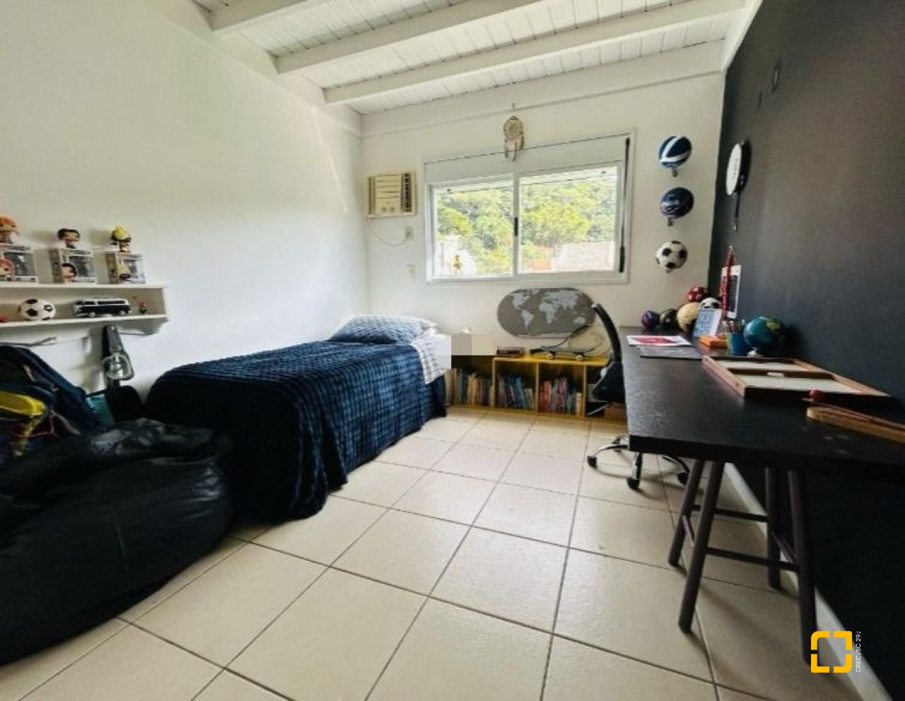 Apartamento com 72m², 4 quartos (sendo 1 suíte), 1 garagem, no bairro Lagoa de Conceição em Florianópolis