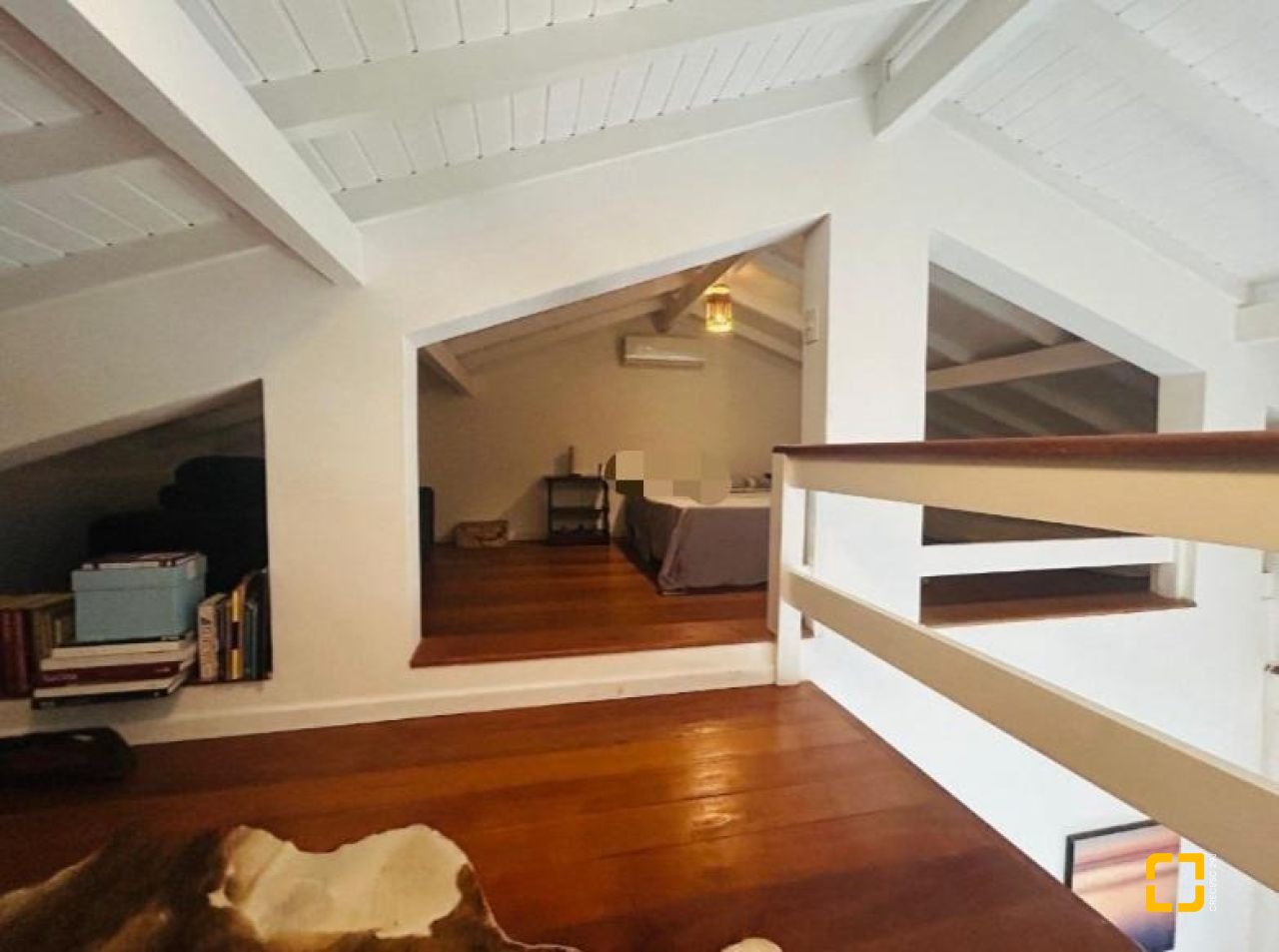 Apartamento com 72m², 4 quartos (sendo 1 suíte), 1 garagem, no bairro Lagoa de Conceição em Florianópolis