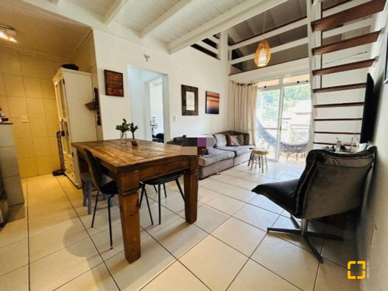 Apartamento com 72m², 4 quartos (sendo 1 suíte), 1 garagem, no bairro Lagoa de Conceição em Florianópolis
