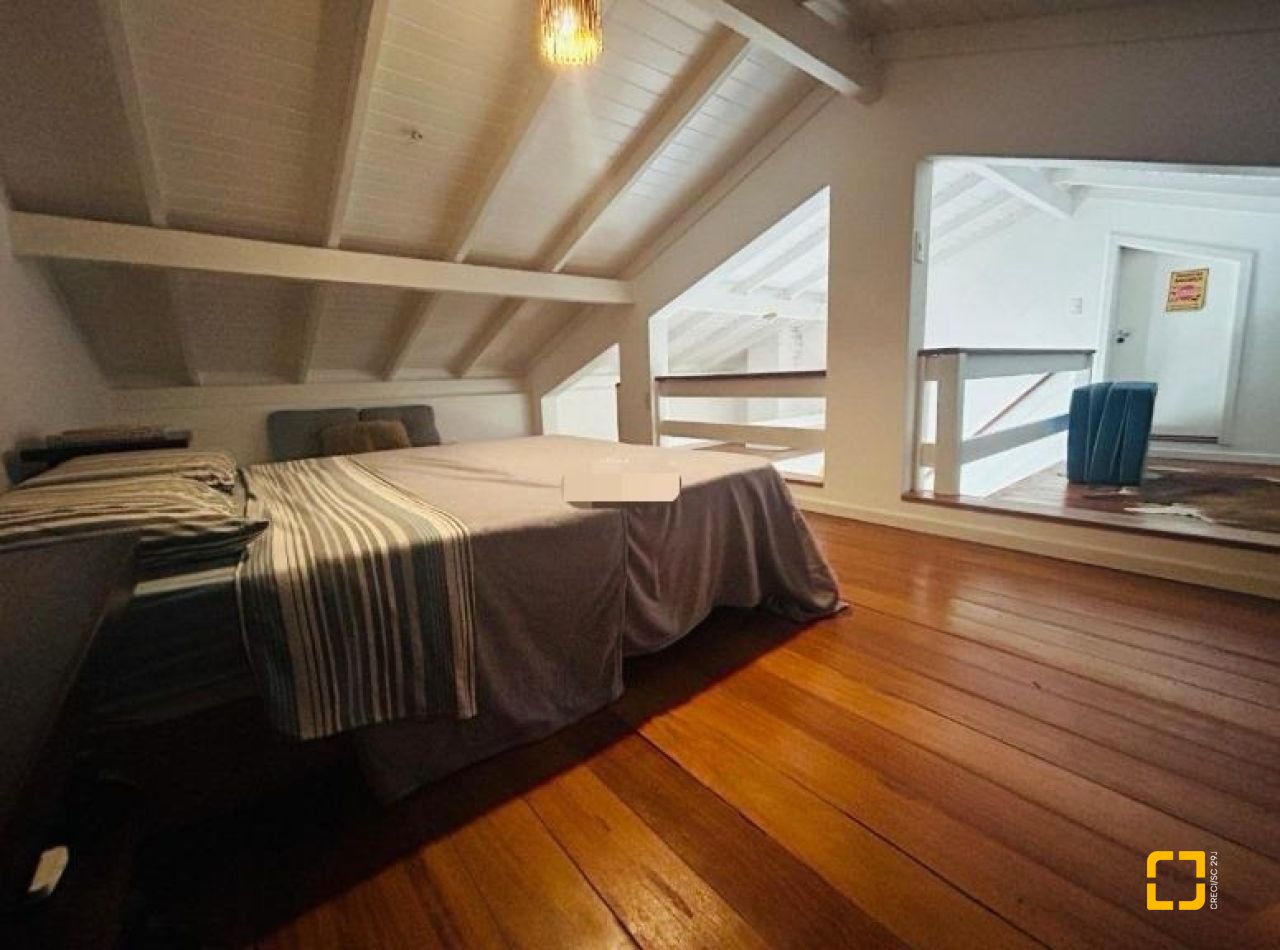 Apartamento com 72m², 3 quartos (sendo 1 suíte), 1 garagem, no bairro Lagoa de Conceição em Florianópolis