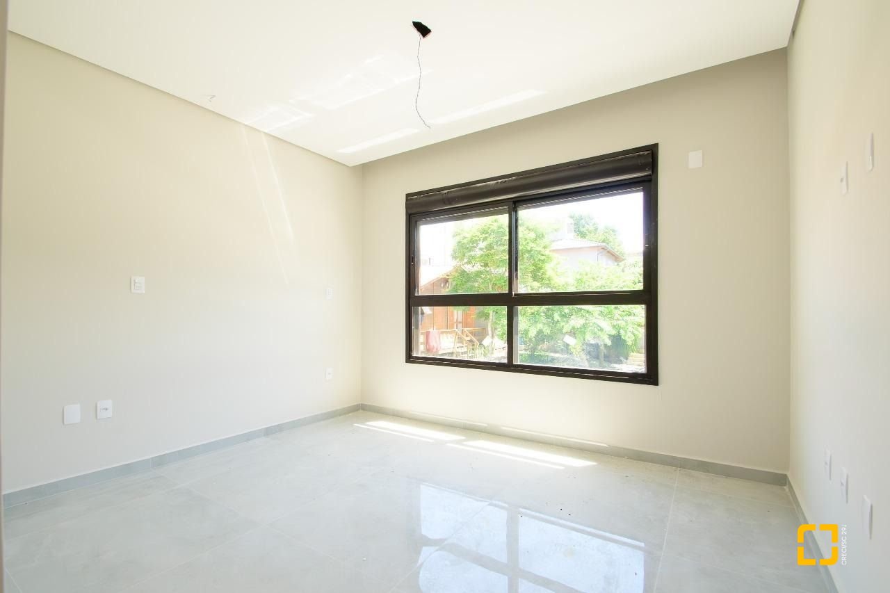 Apartamento com 63m², 3 quartos (sendo 1 suíte), 1 garagem, no bairro Santinho em Florianópolis
