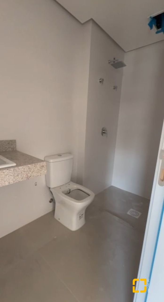Apartamento com 49m², 1 quarto, no bairro Monte Verde em Florianópolis
