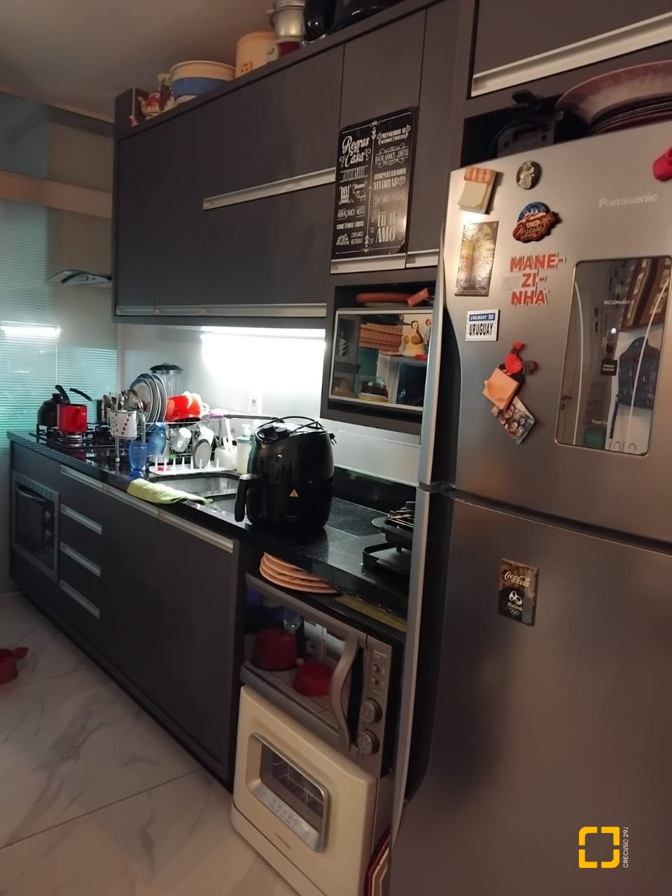 Apartamento com 74m², 3 quartos (sendo 1 suíte), 1 garagem, no bairro Canasvieiras em Florianópolis