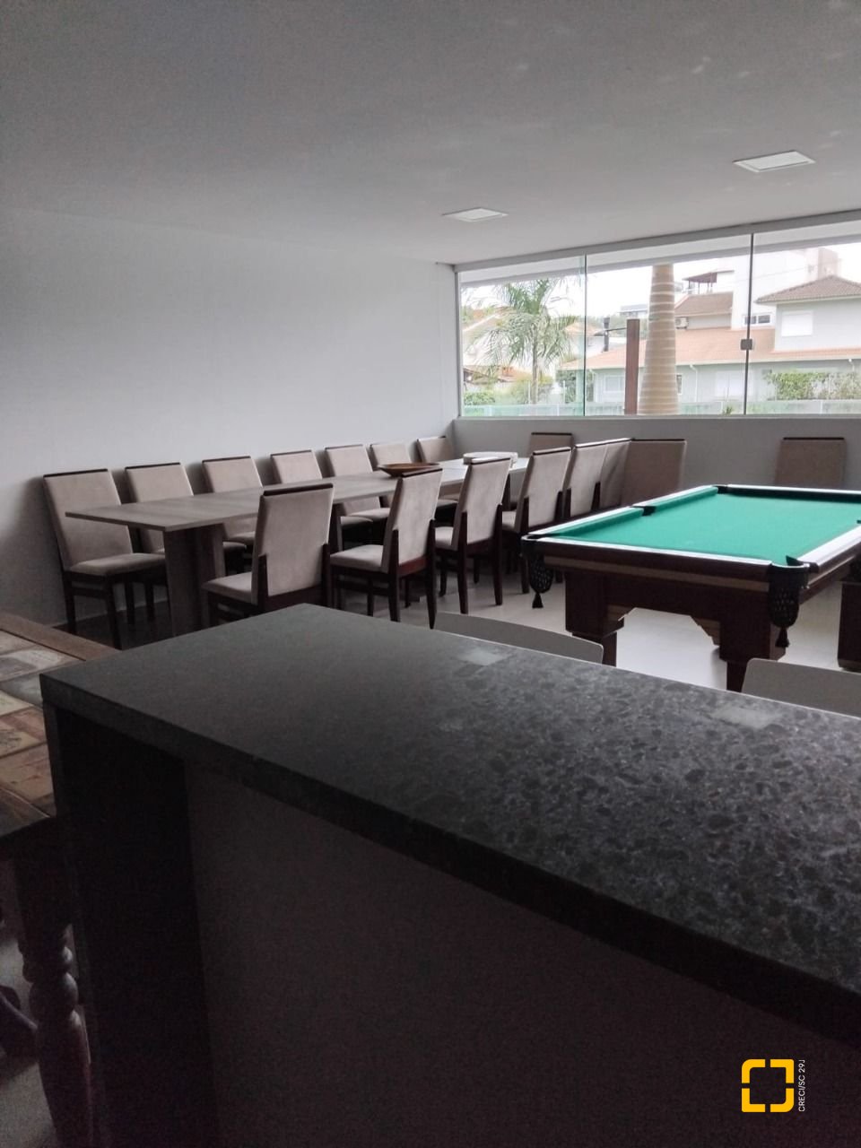 Apartamento com 74m², 3 quartos (sendo 1 suíte), 1 garagem, no bairro Canasvieiras em Florianópolis