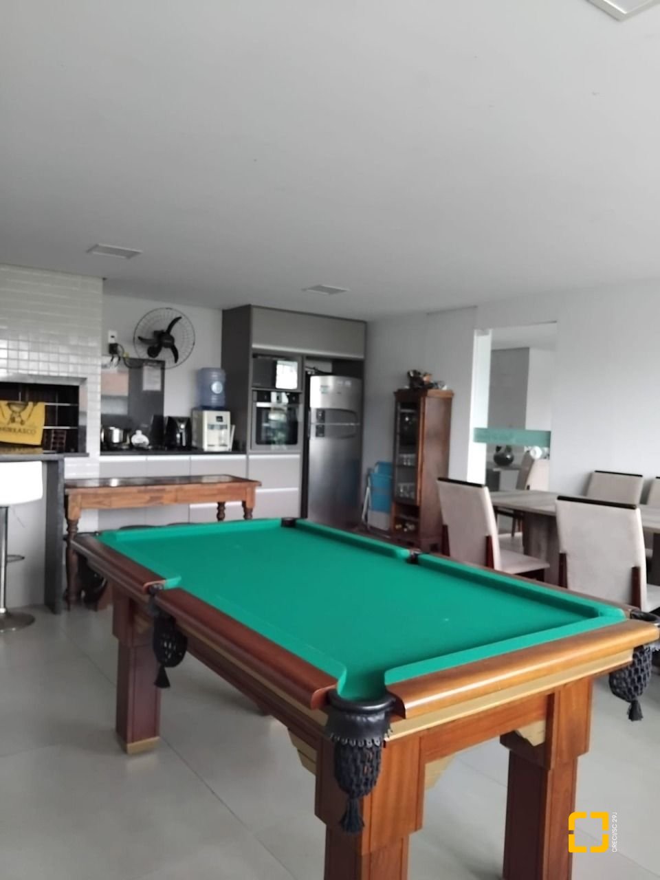 Apartamento com 74m², 3 quartos (sendo 1 suíte), 1 garagem, no bairro Canasvieiras em Florianópolis