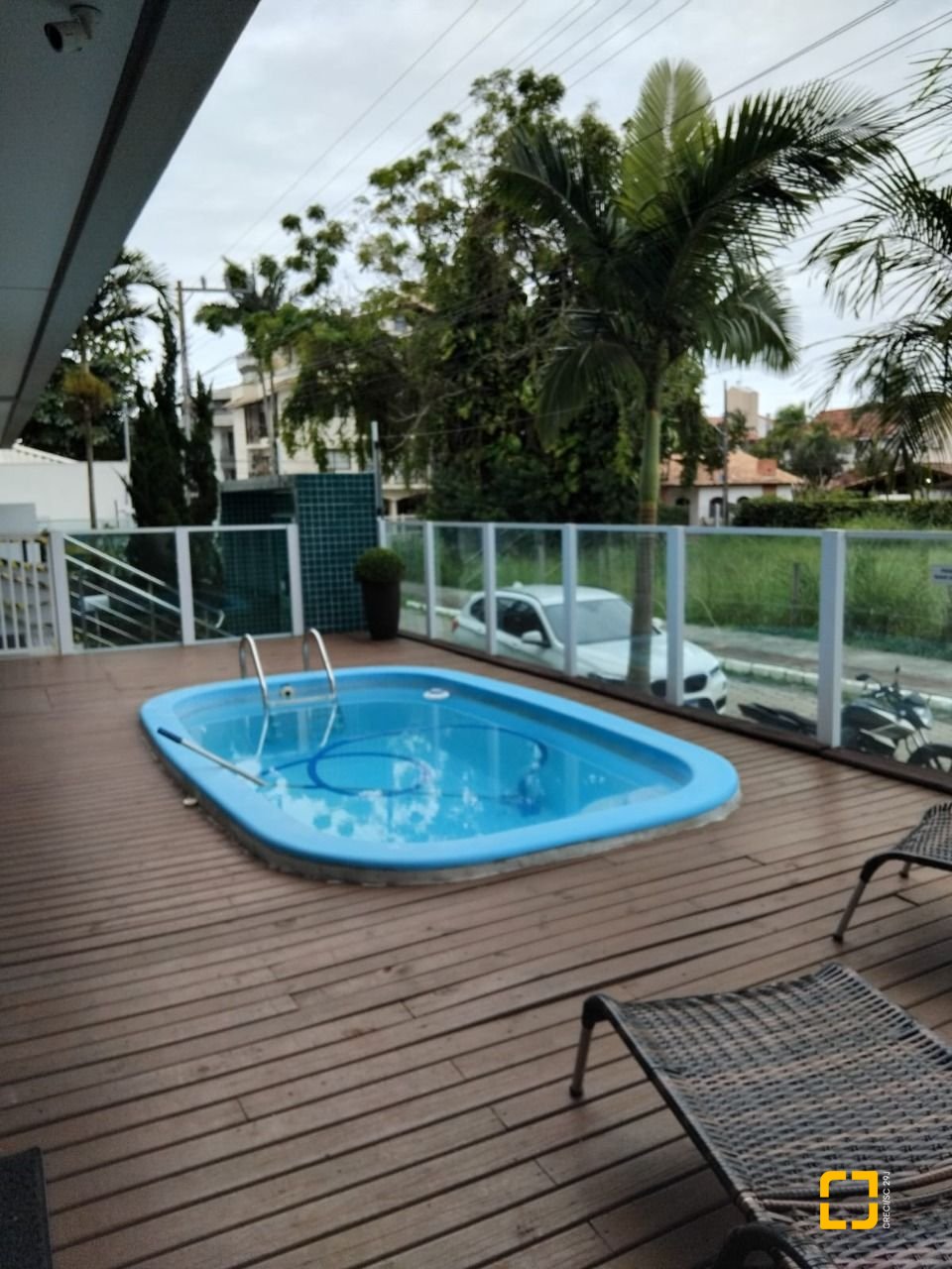 Apartamento com 74m², 3 quartos (sendo 1 suíte), 1 garagem, no bairro Canasvieiras em Florianópolis