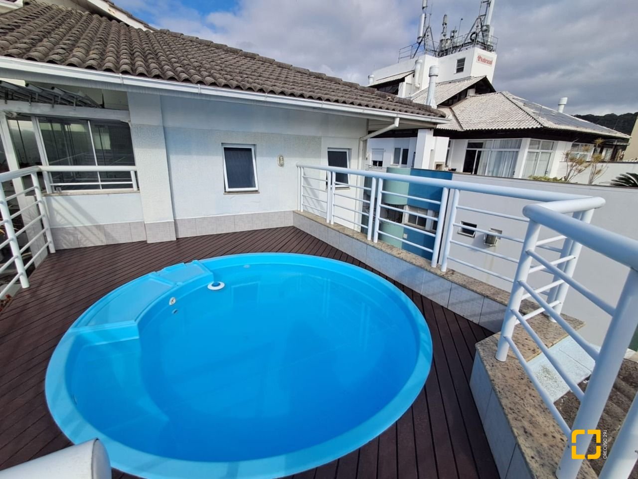 Cobertura com 172m², 4 quartos (sendo 1 suíte), 2 garagens, no bairro Ingleses em Florianópolis