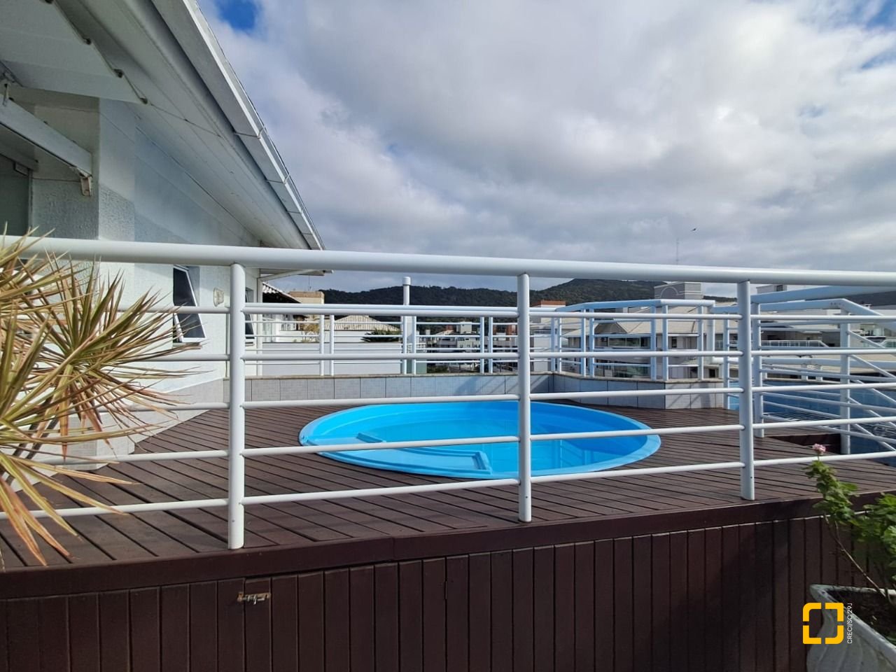 Cobertura com 172m², 4 quartos (sendo 1 suíte), 2 garagens, no bairro Ingleses em Florianópolis