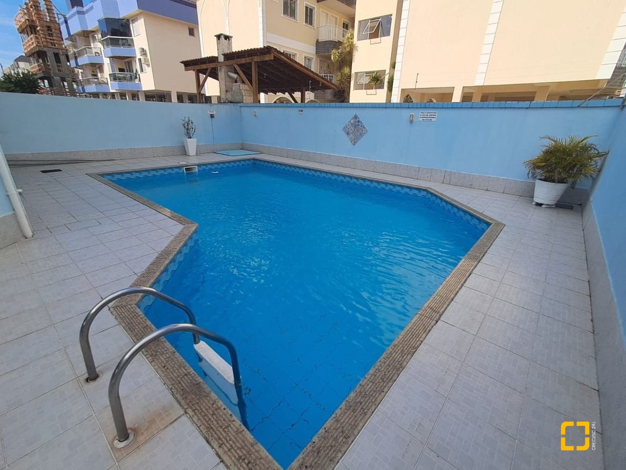 Cobertura com 172m², 4 quartos (sendo 1 suíte), 2 garagens, no bairro Ingleses em Florianópolis