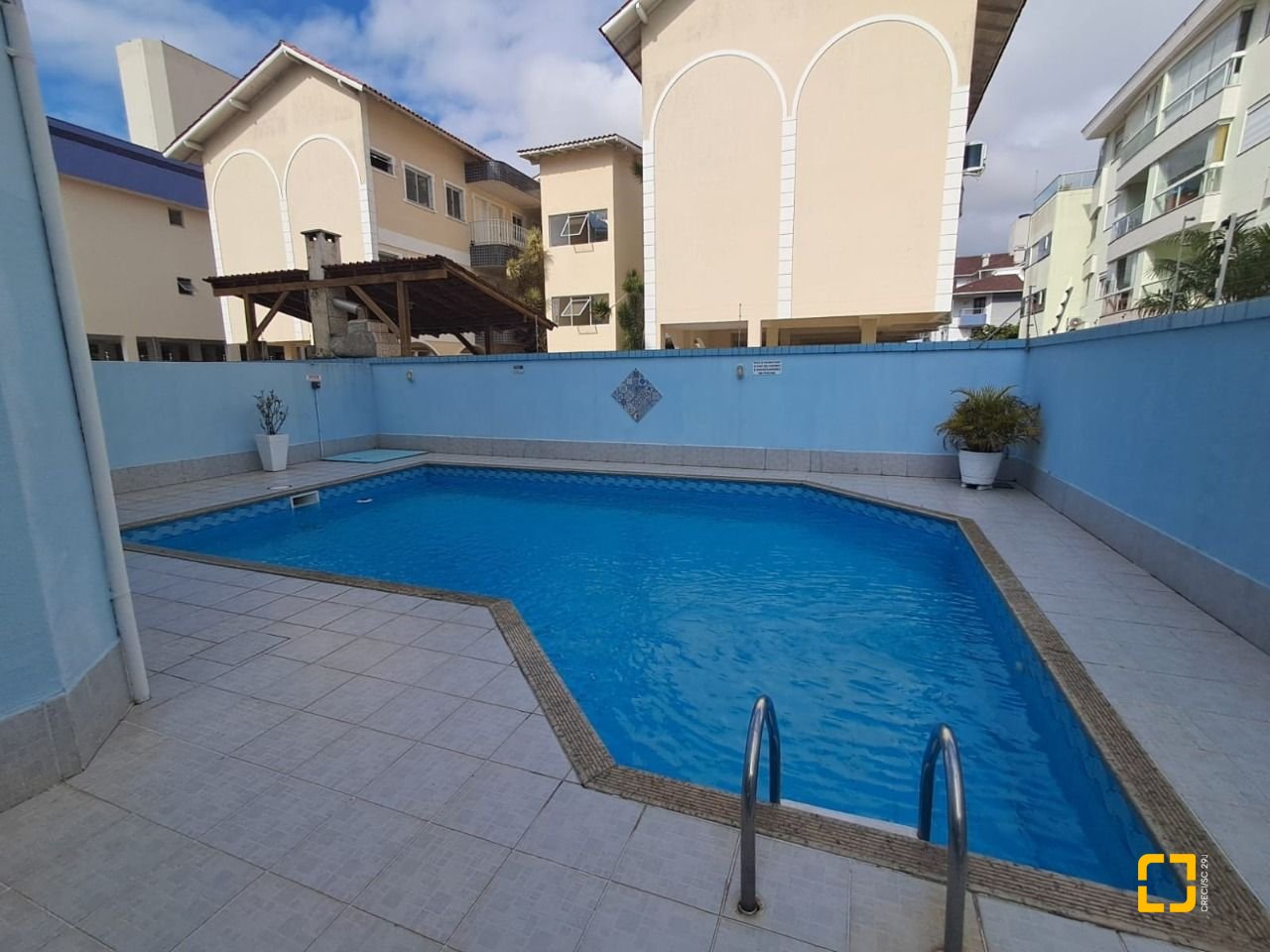 Cobertura com 172m², 4 quartos (sendo 1 suíte), 2 garagens, no bairro Ingleses em Florianópolis