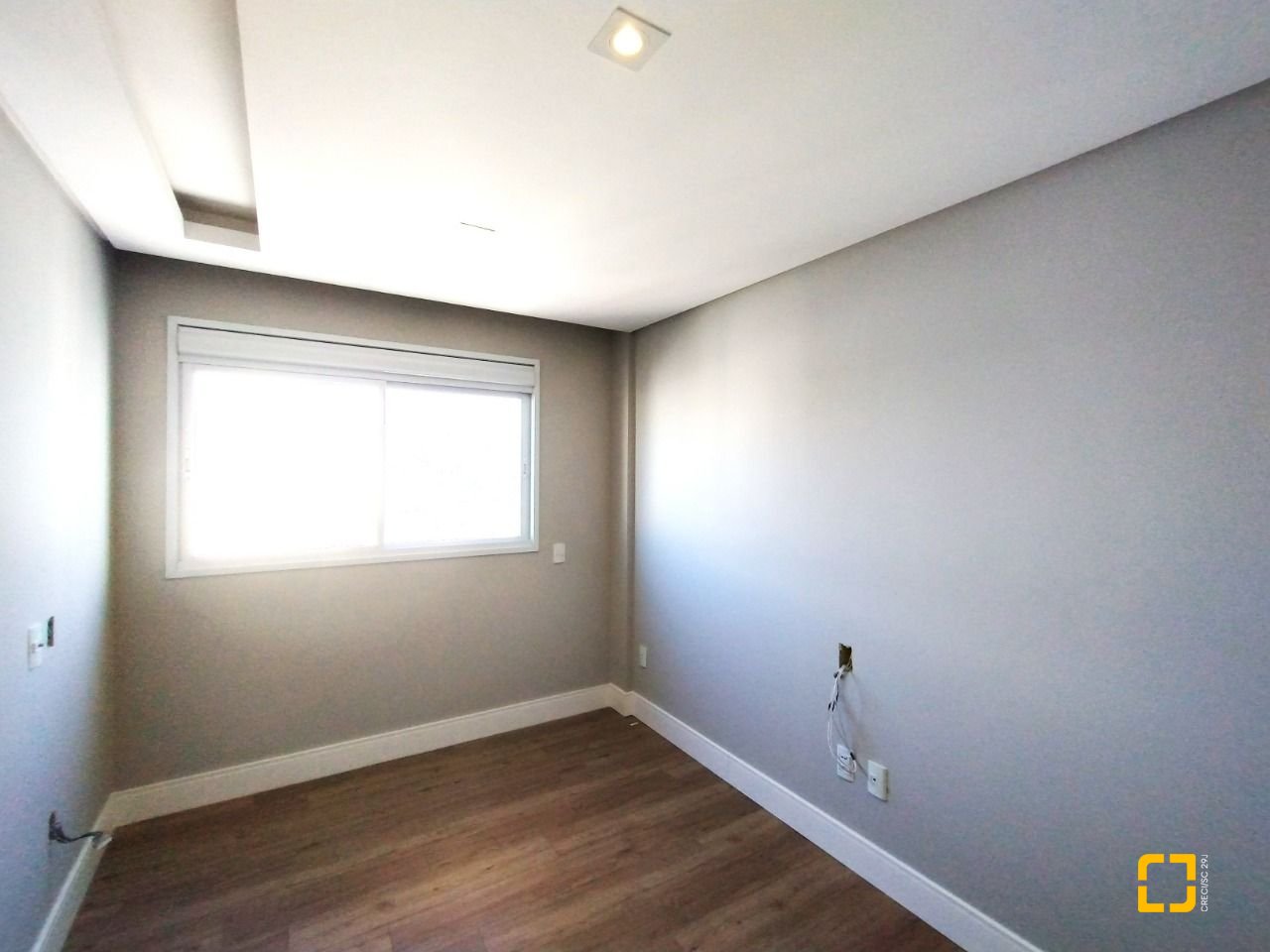 Apartamento com 125m², 6 quartos (sendo 3 suítes), 2 garagens, no bairro Kobrasol em São José