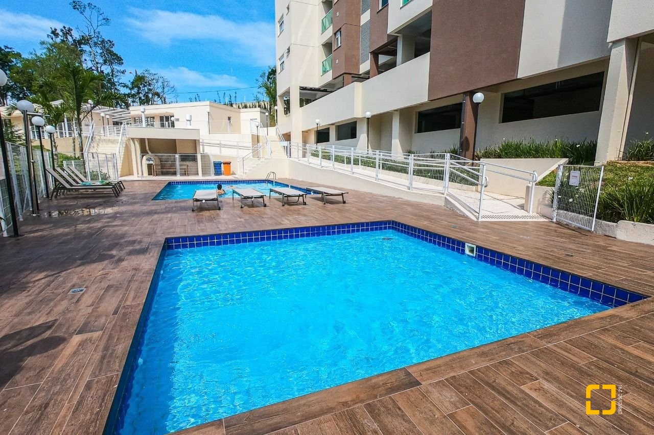 Apartamento com 66m², 1 quarto (sendo 1 suíte), 1 garagem, no bairro Centro em São José