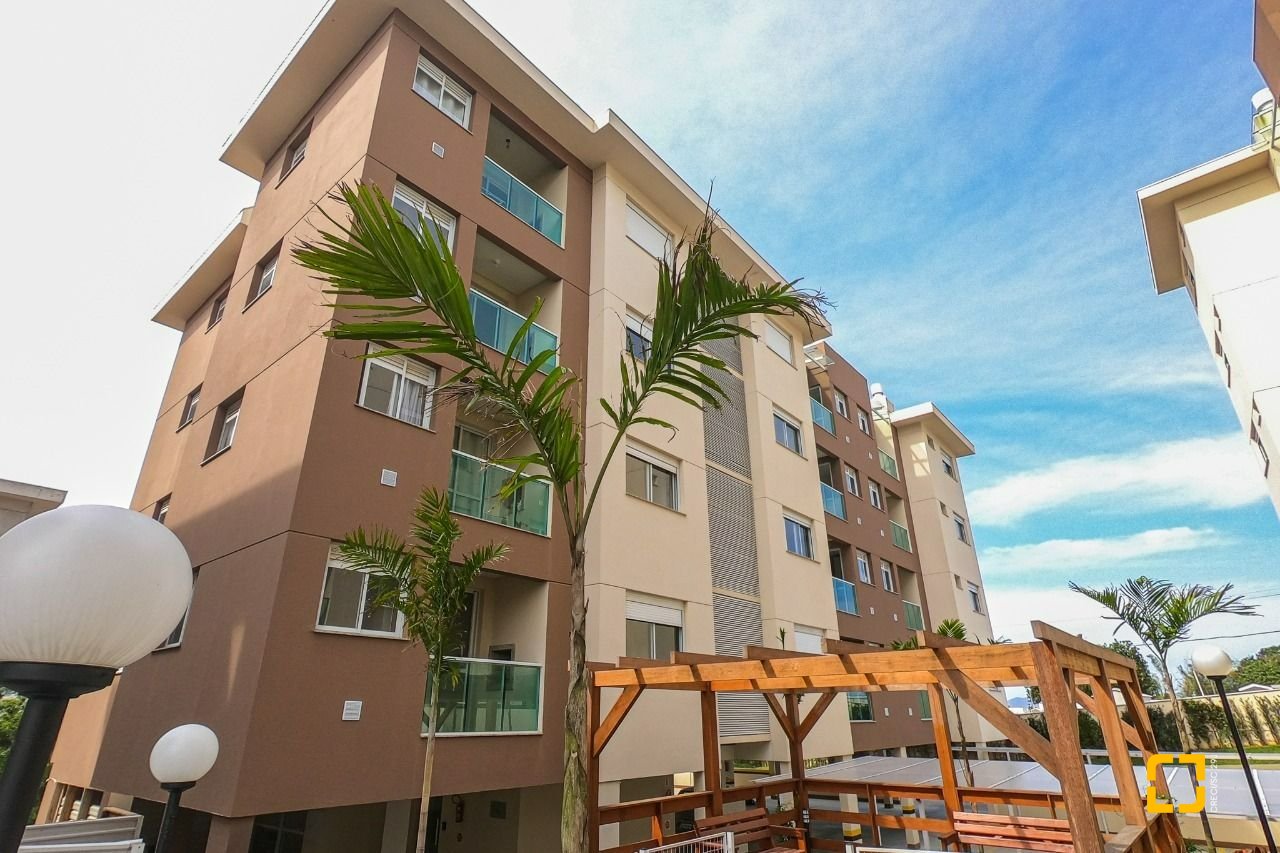Apartamento com 66m², 1 quarto (sendo 1 suíte), 1 garagem, no bairro Centro em São José