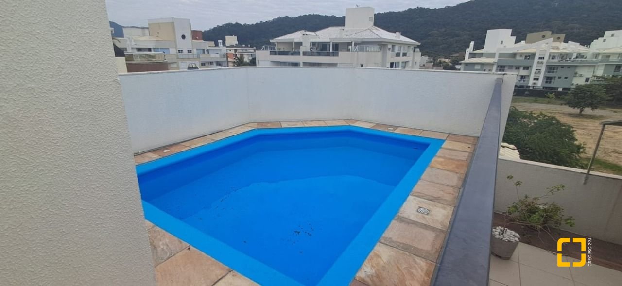 Cobertura com 198m², 6 quartos (sendo 2 suítes), 2 garagens, no bairro Ingleses em Florianópolis
