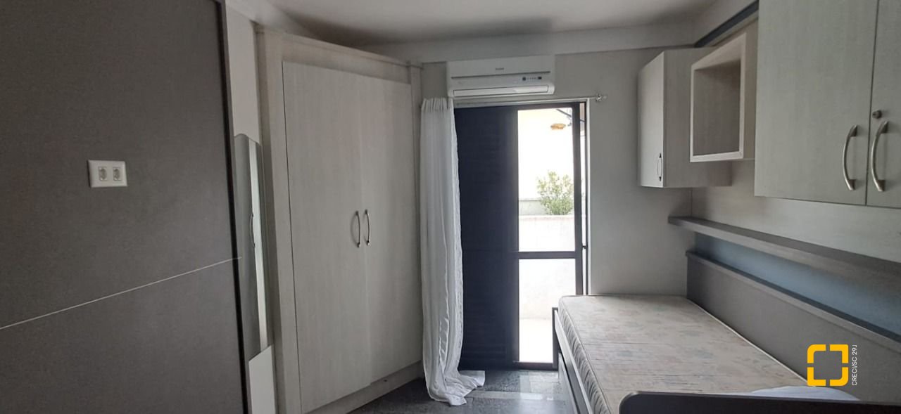 Cobertura com 198m², 6 quartos (sendo 2 suítes), 2 garagens, no bairro Ingleses em Florianópolis