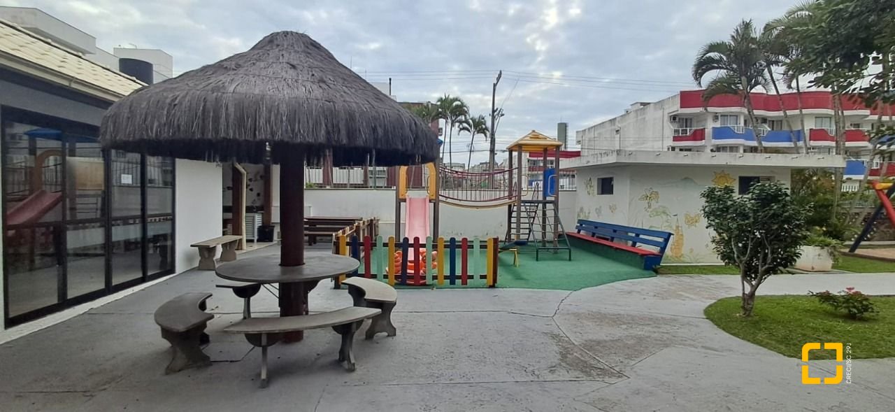 Cobertura com 198m², 6 quartos (sendo 2 suítes), 2 garagens, no bairro Ingleses em Florianópolis