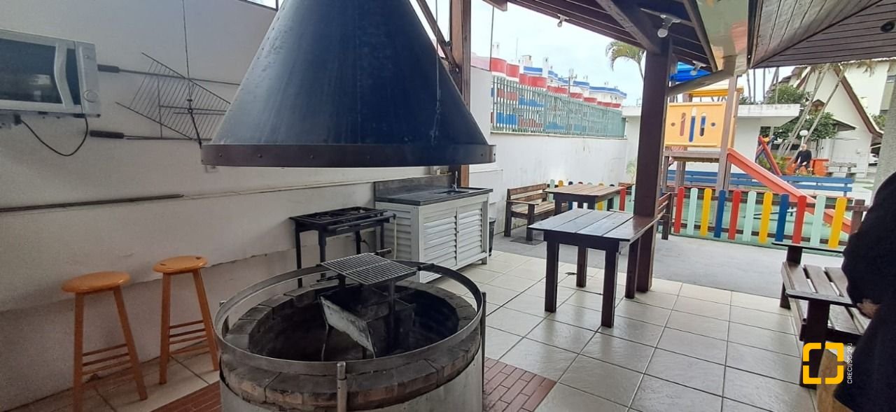 Cobertura com 198m², 6 quartos (sendo 2 suítes), 2 garagens, no bairro Ingleses em Florianópolis
