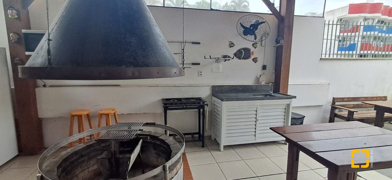 Cobertura com 198m², 6 quartos (sendo 2 suítes), 2 garagens, no bairro Ingleses em Florianópolis