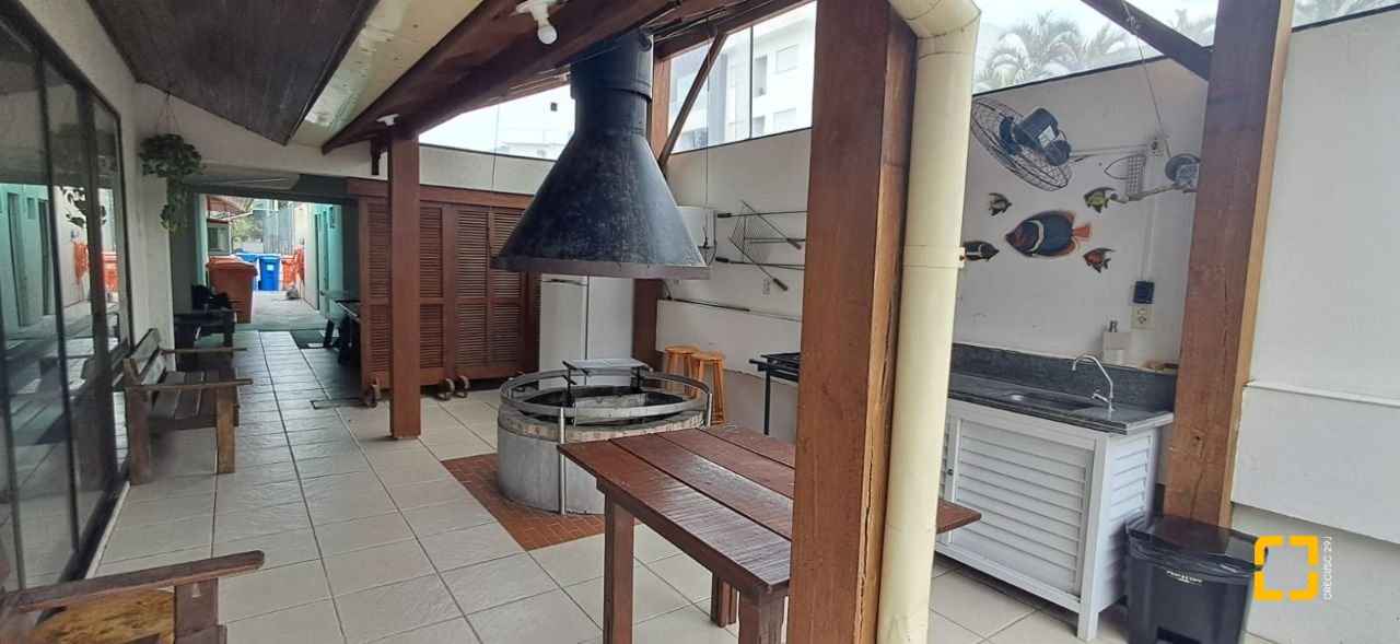 Cobertura com 198m², 6 quartos (sendo 2 suítes), 2 garagens, no bairro Ingleses em Florianópolis