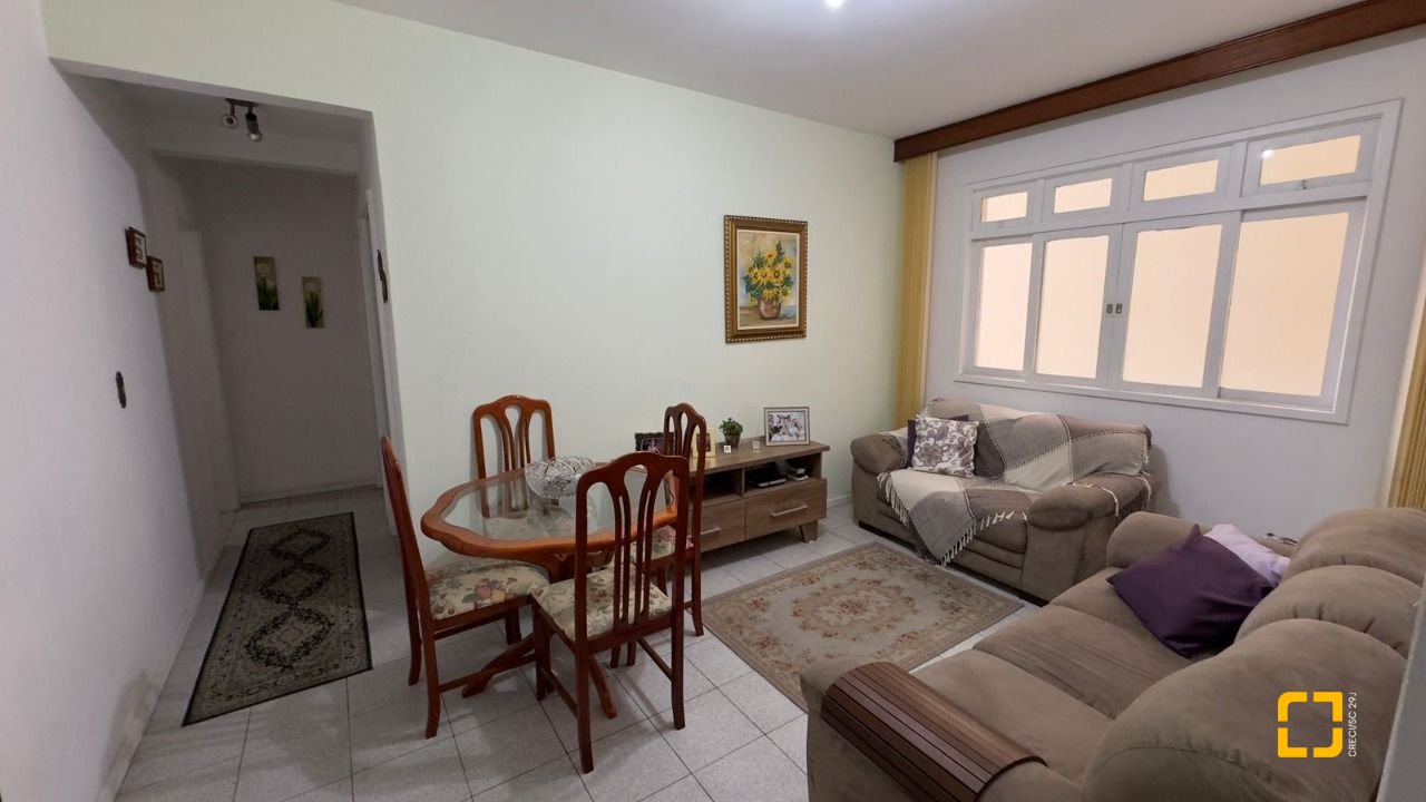 Apartamento com 76m², 2 quartos, no bairro Centro em Florianópolis