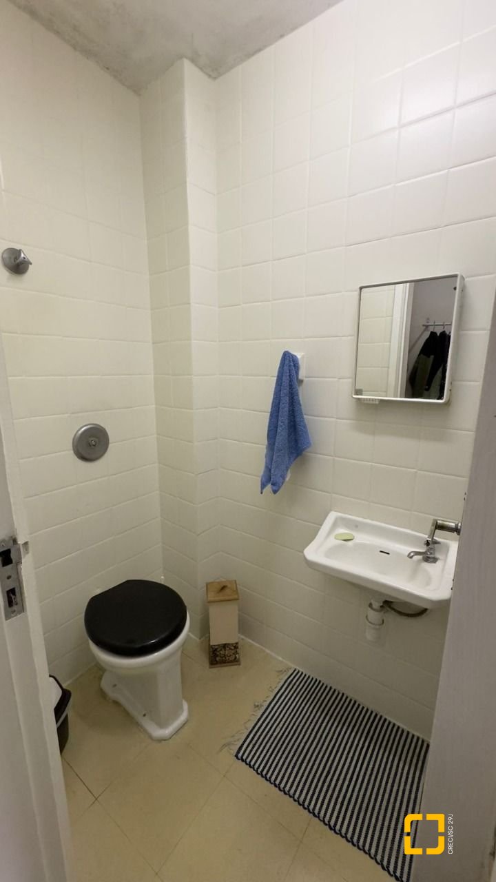 Apartamento com 76m², 2 quartos, no bairro Centro em Florianópolis
