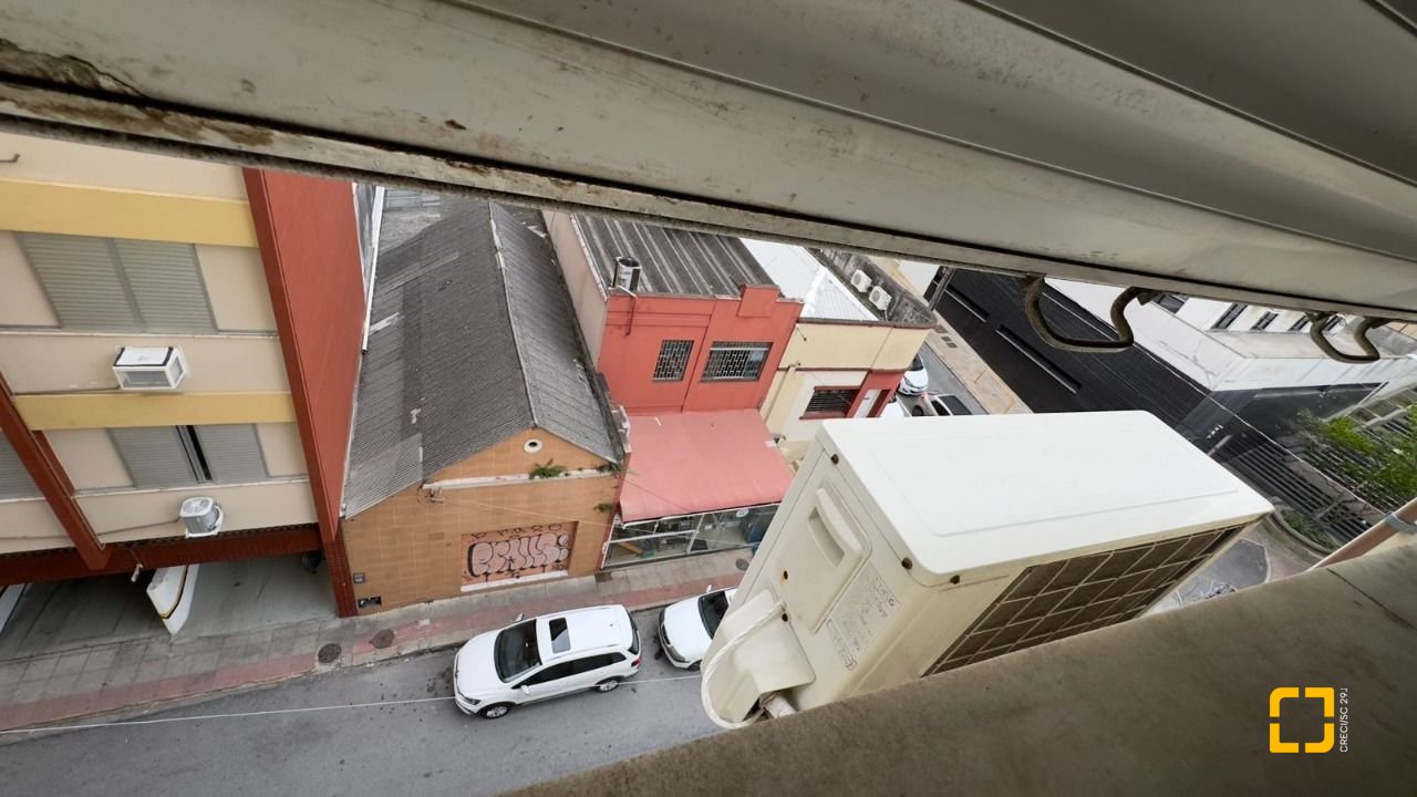 Apartamento com 76m², 2 quartos, no bairro Centro em Florianópolis
