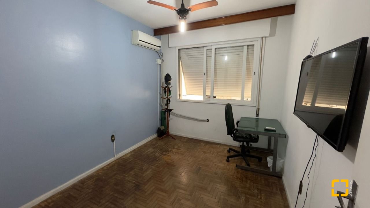 Apartamento com 76m², 2 quartos, no bairro Centro em Florianópolis