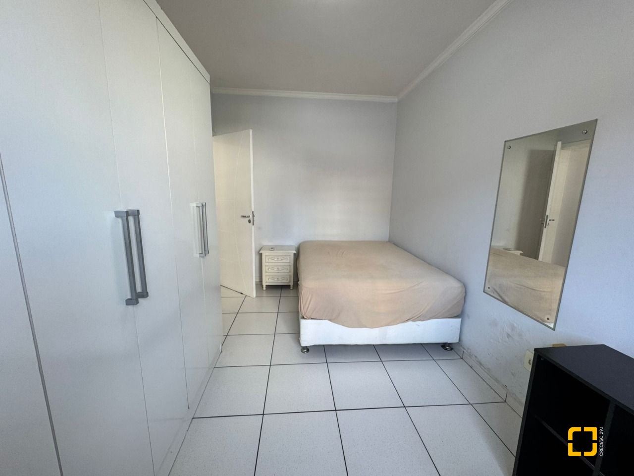 Prédio com 307m², 6 garagens, no bairro Trindade em Florianópolis