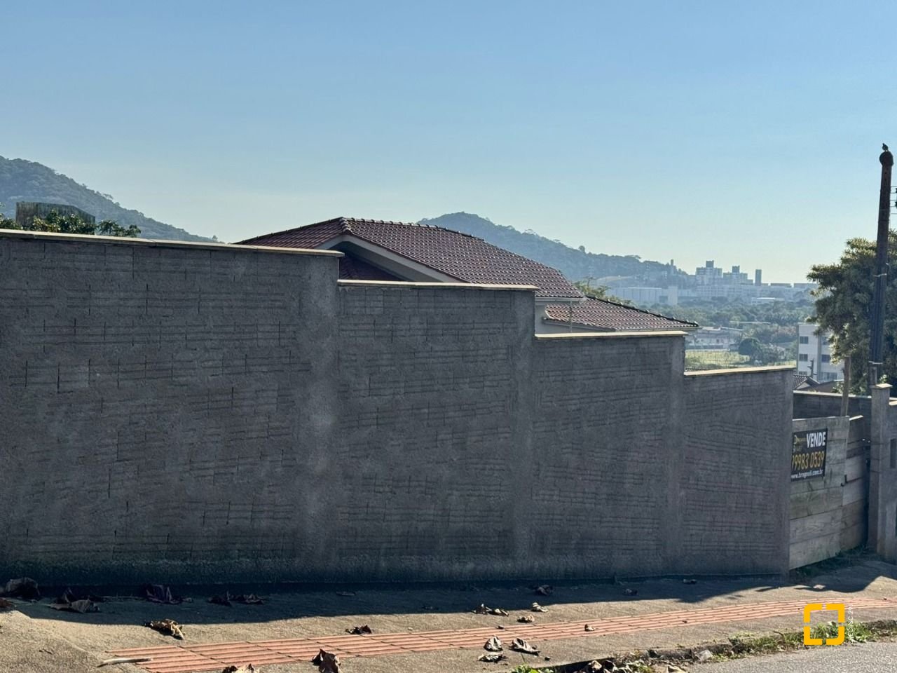 Terreno com 360m², no bairro Real Parque em São José