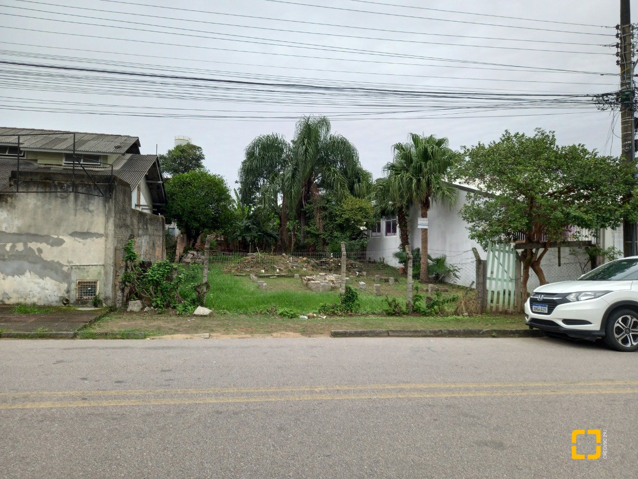 Terreno com 429m², no bairro Abraão em Florianópolis