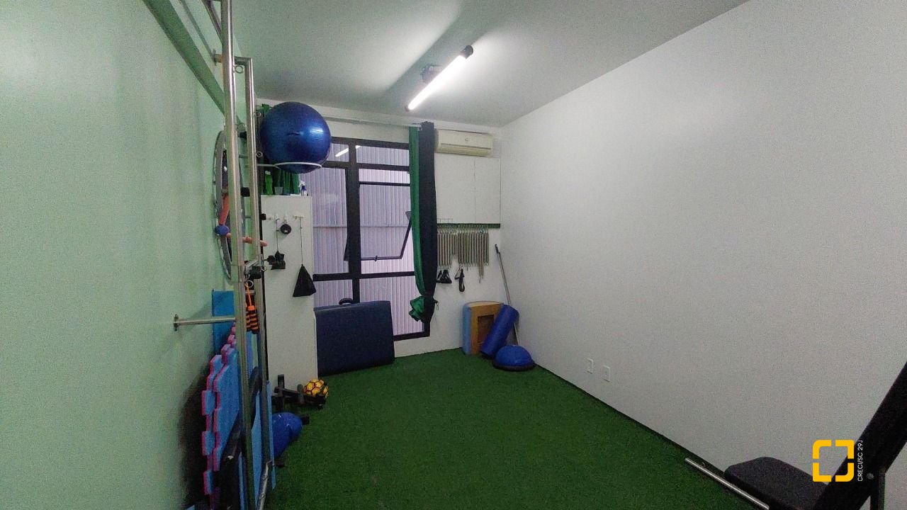 Sala com 28m², no bairro Centro em Florianópolis