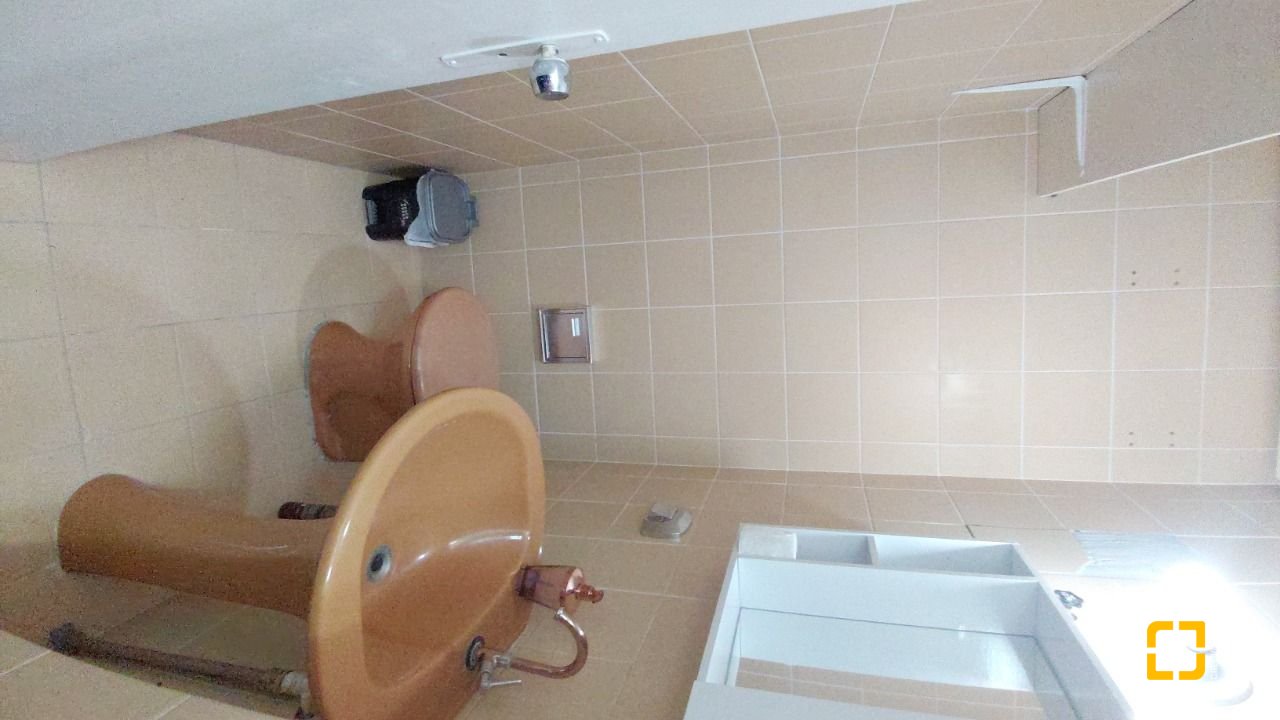 Sala com 28m², no bairro Centro em Florianópolis