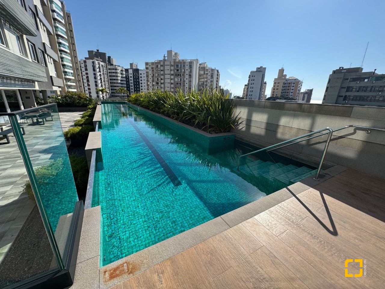 Studio com 63m², 1 quarto, 1 garagem, no bairro Centro em Florianópolis