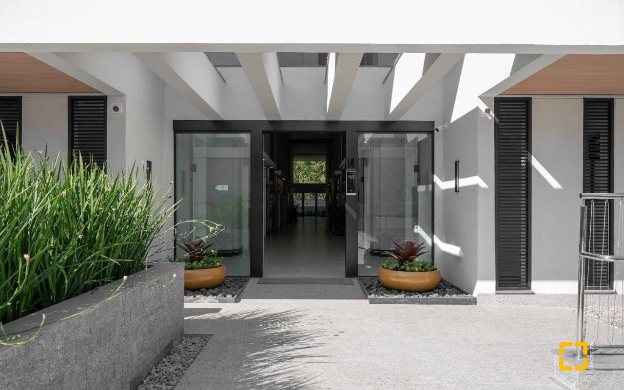 Apartamento com 96m², 2 quartos (sendo 2 suítes), 2 garagens, no bairro Santo Antônio de Lisboa em Florianópolis
