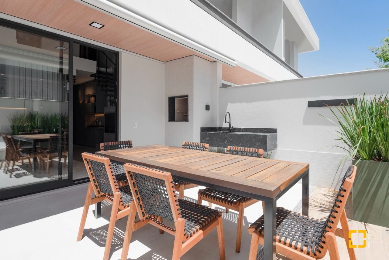 Apartamento com 80m², 1 quarto (sendo 1 suíte), 1 garagem, no bairro Santo Antônio de Lisboa em Florianópolis