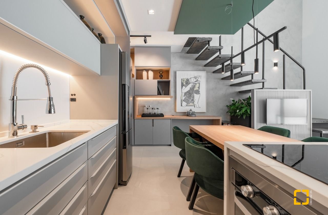 Apartamento com 80m², 1 quarto (sendo 1 suíte), 1 garagem, no bairro Santo Antônio de Lisboa em Florianópolis