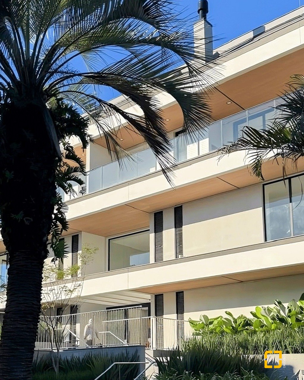 Apartamento com 80m², 1 quarto (sendo 1 suíte), 1 garagem, no bairro Santo Antônio de Lisboa em Florianópolis