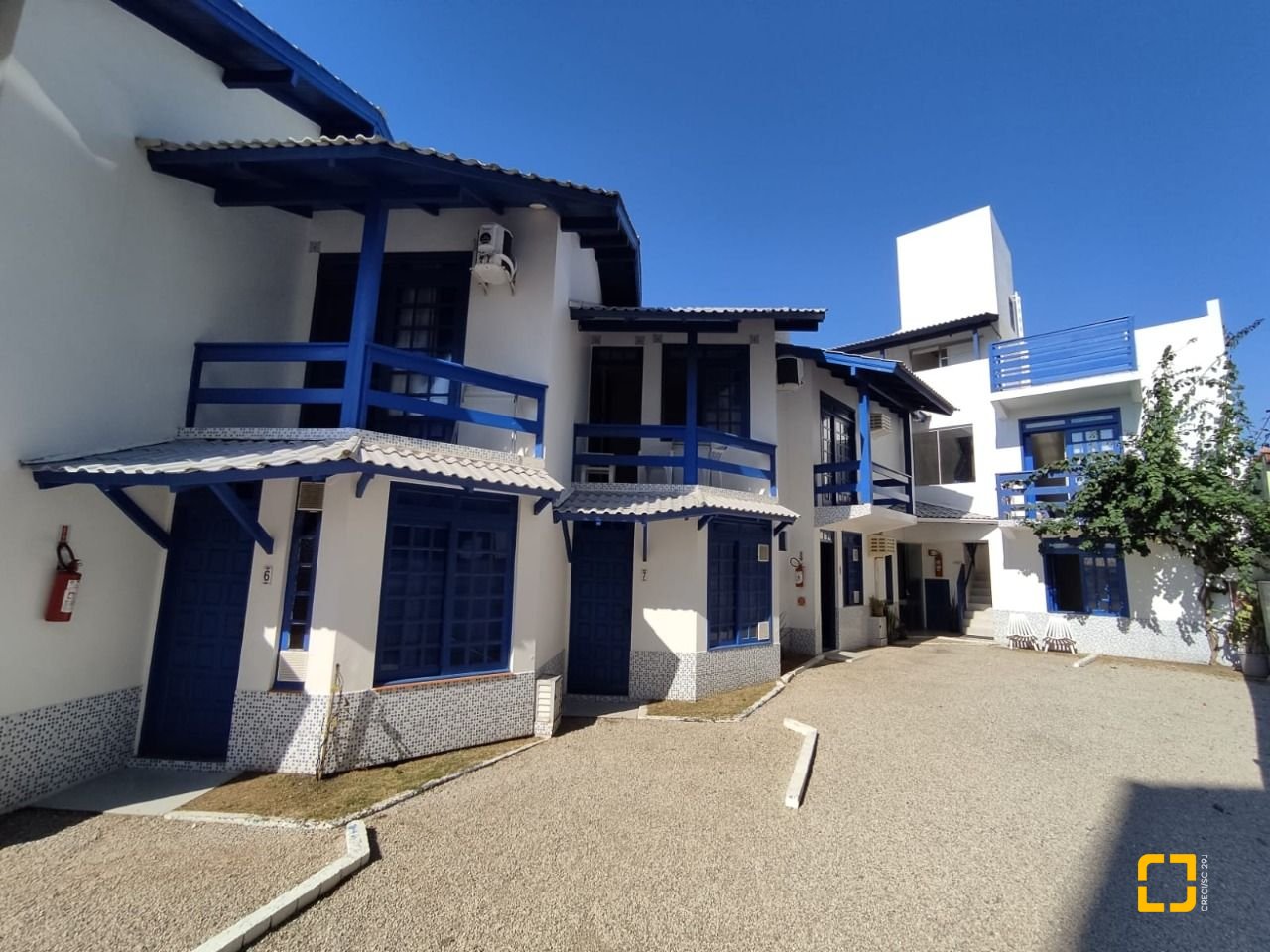 Hotel com 642m², 13 quartos (sendo 13 suítes), 11 garagens, no bairro Ingleses em Florianópolis