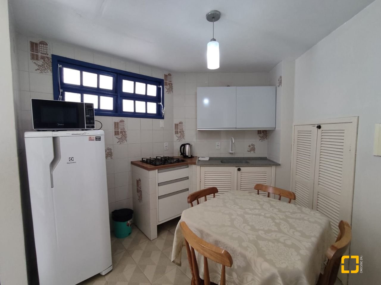Hotel com 642m², 13 quartos (sendo 13 suítes), 11 garagens, no bairro Ingleses em Florianópolis