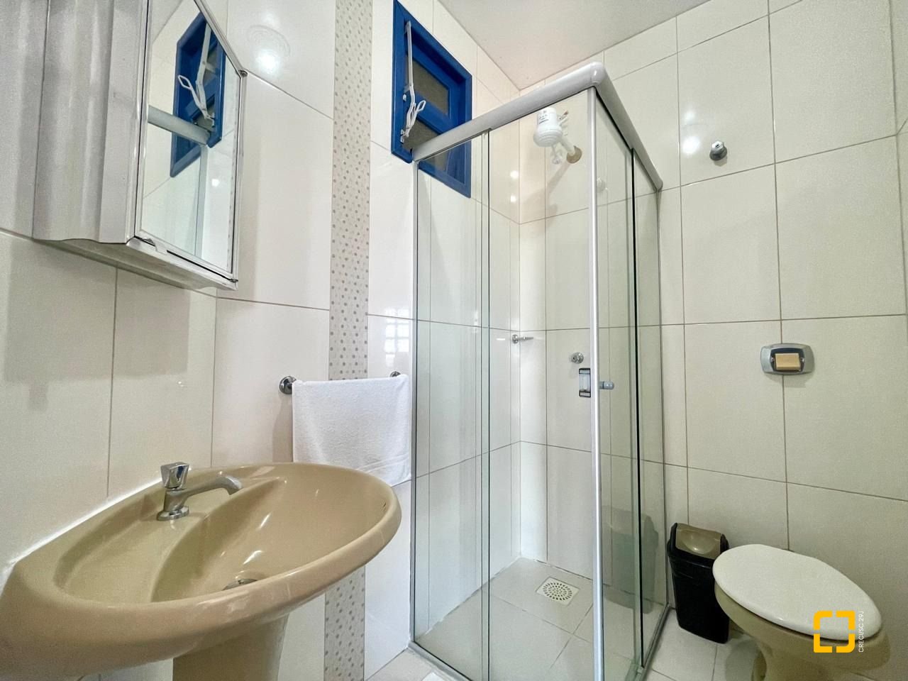 Hotel com 642m², 13 quartos (sendo 13 suítes), 11 garagens, no bairro Ingleses em Florianópolis