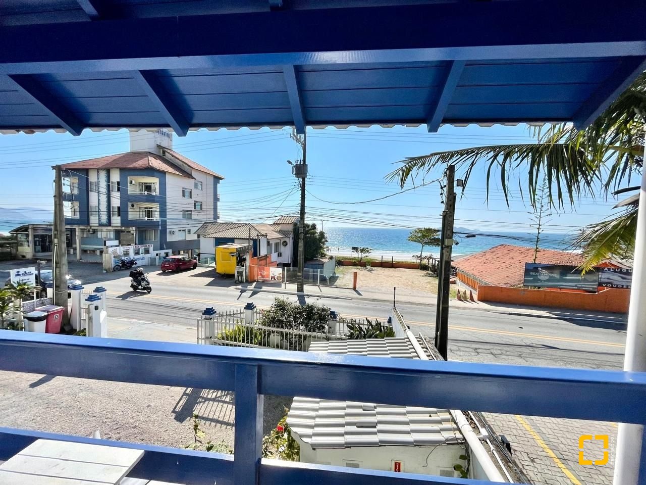 Hotel com 642m², 13 quartos (sendo 13 suítes), 11 garagens, no bairro Ingleses em Florianópolis