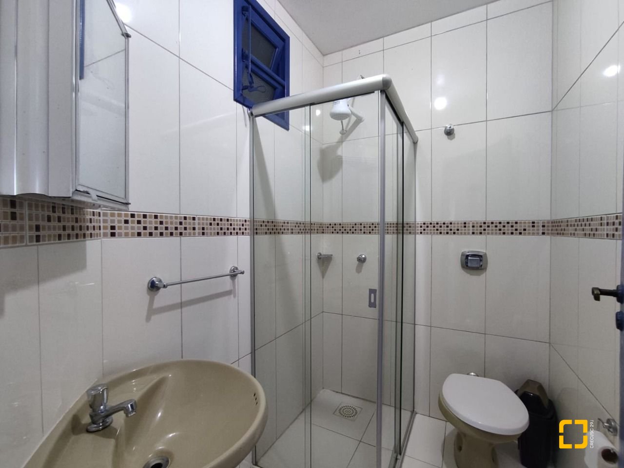 Hotel com 642m², 13 quartos (sendo 13 suítes), 11 garagens, no bairro Ingleses em Florianópolis