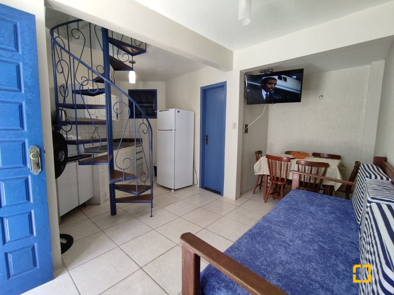 Hotel com 642m², 13 quartos (sendo 13 suítes), 11 garagens, no bairro Ingleses em Florianópolis