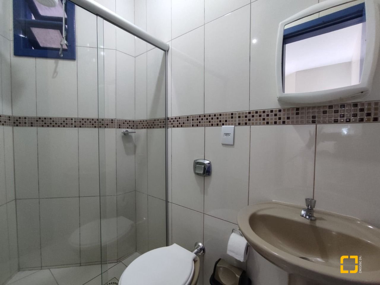 Hotel com 642m², 13 quartos (sendo 13 suítes), 11 garagens, no bairro Ingleses em Florianópolis