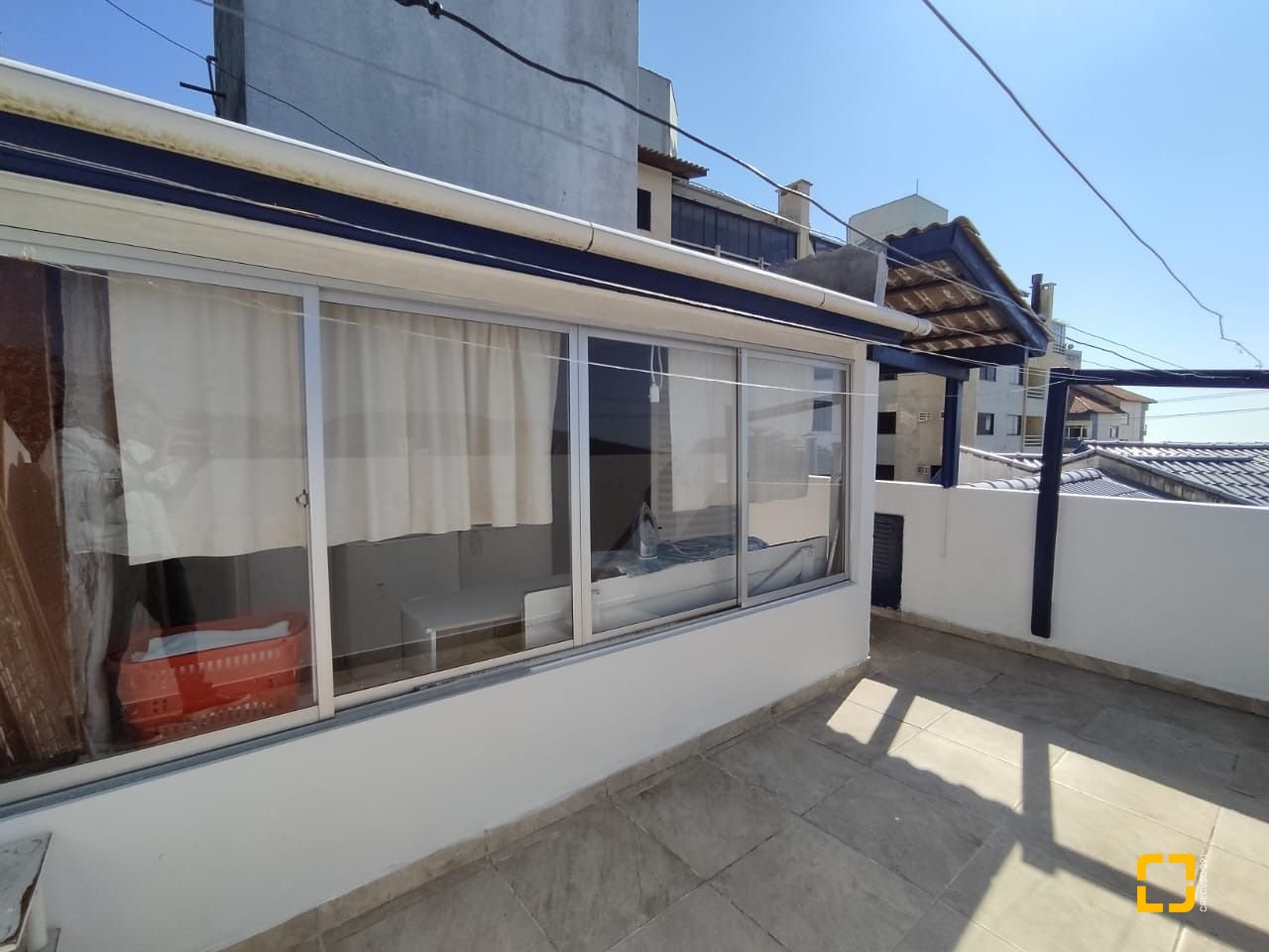 Hotel com 642m², 13 quartos (sendo 13 suítes), 11 garagens, no bairro Ingleses em Florianópolis